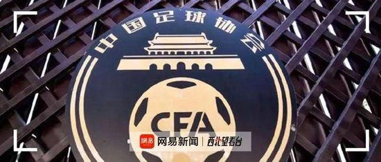 得到女人娇羞的点头后，杨华洲的嘴巴都咧歪了。